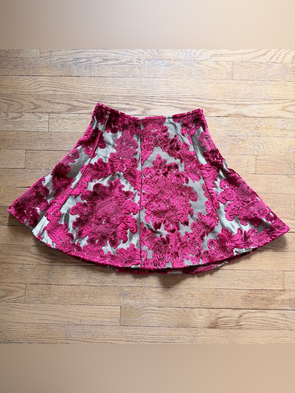 Alice + Olivia Size 2 Floral Velvet Jacquard A-Line Mini Skirt Red